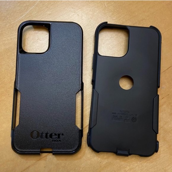 NWOT iPhone 11 Pro Protective, Case Commuter Series - Picture 4 of 5